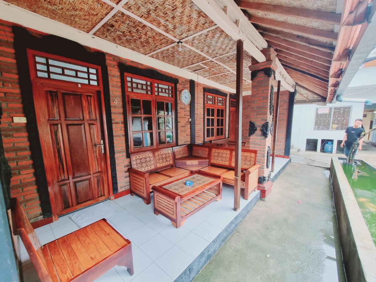 Pandu Homestay Mandalika Lombok Kuta  ภายนอก รูปภาพ